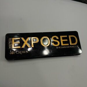 Crown Under Exposed Palette in Black and Gold